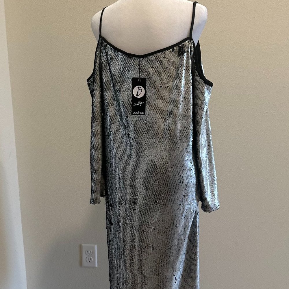 Daffy Sequin Cold Shoulder Midi Dress - Picture 2 of 5